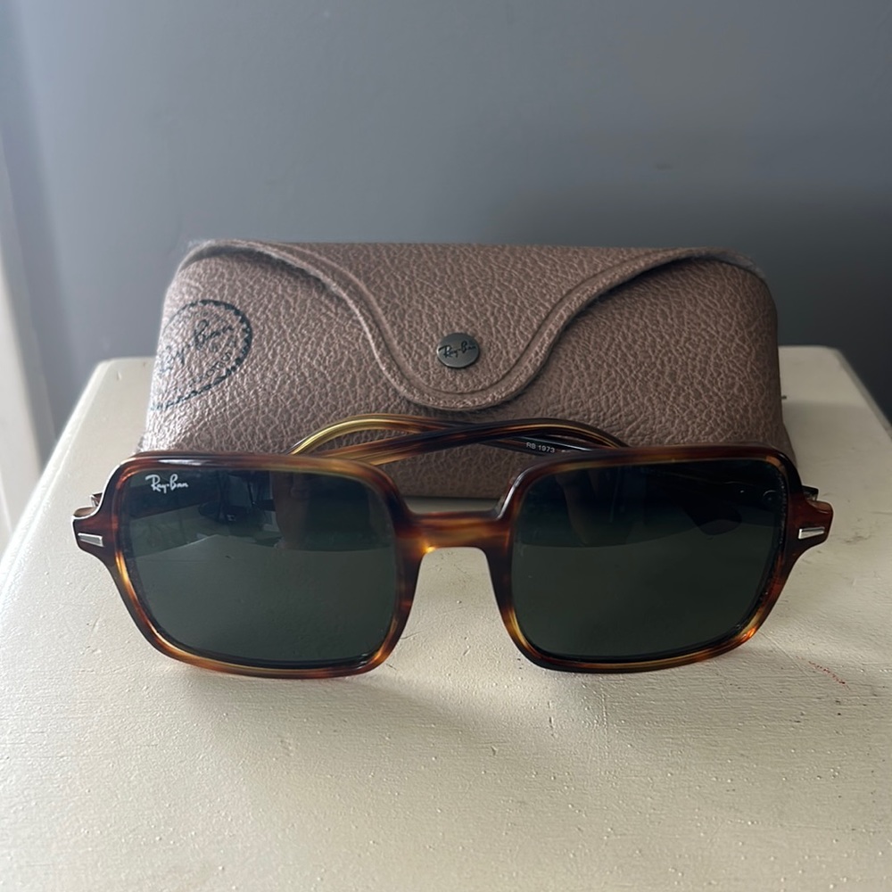 Ray Bans - brand new